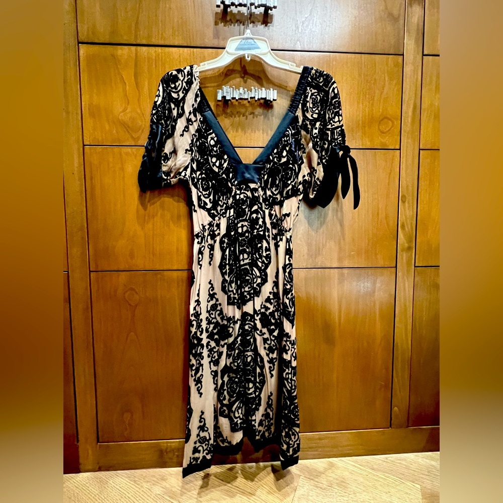 Brand New NEVER WORN BEADed & VELVET DRESS! AMAZING FOR THE HOLIDAYS